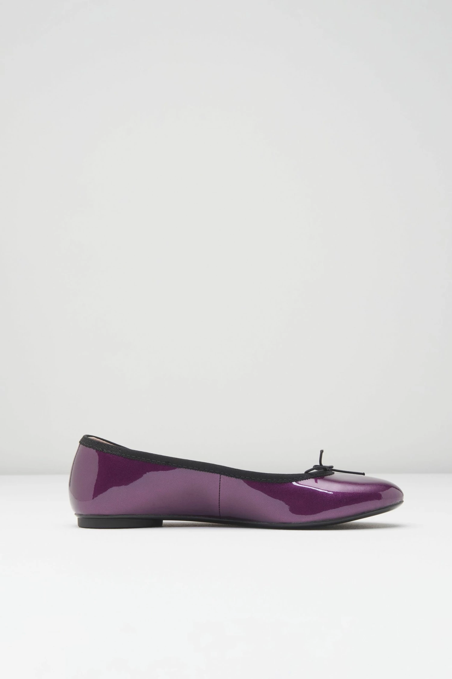 Cheap ๐ BLOCHSTORE-US Ladies Ascella Ballet Flats Purple Patent ๐ 2 Cheap ๐ BLOCHSTORE-US Ladies Ascella Ballet Flats Purple Patent ๐ - Image 2